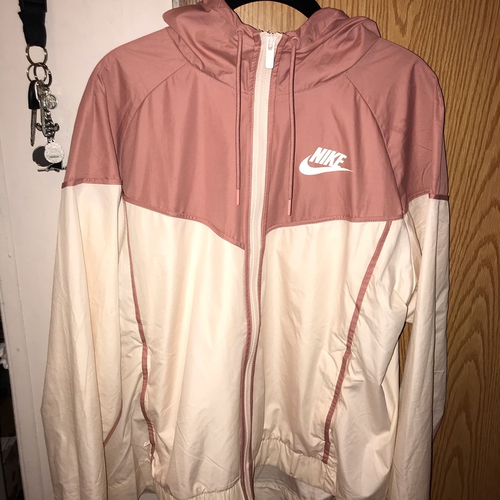 Women’s nike windbreaker/rain jacket